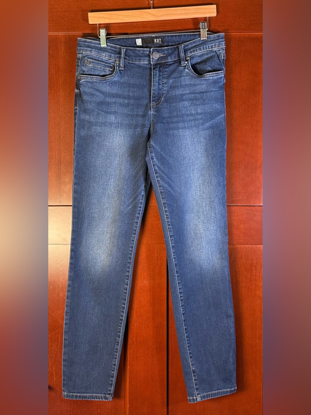 KUT From The Kloth Size 10 Mid Rise Straight Leg Stretch Jeans Medium Wash
